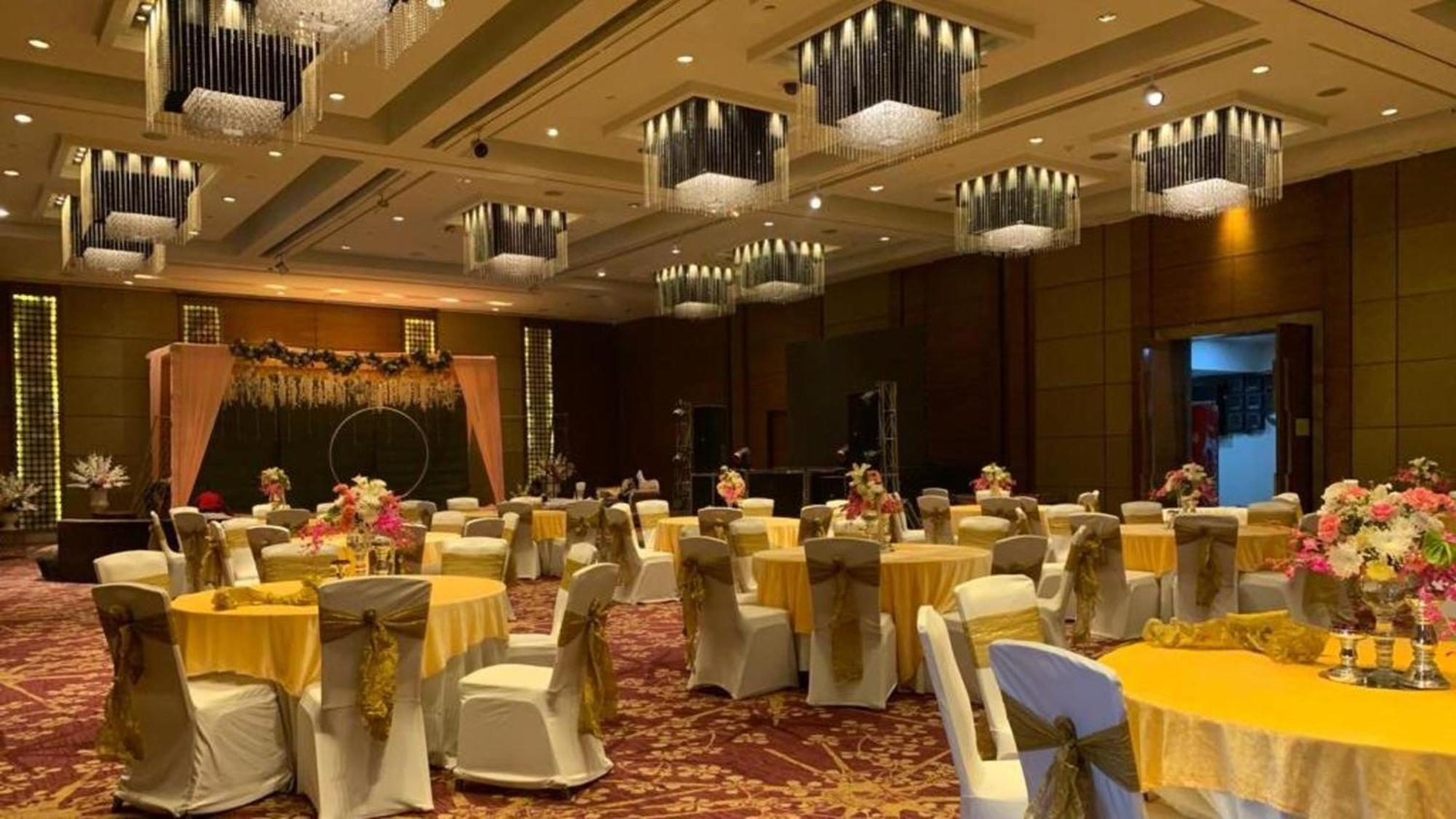 Crowne Plaza Today Gurugram By Ihg Gurgaon Exteriör bild