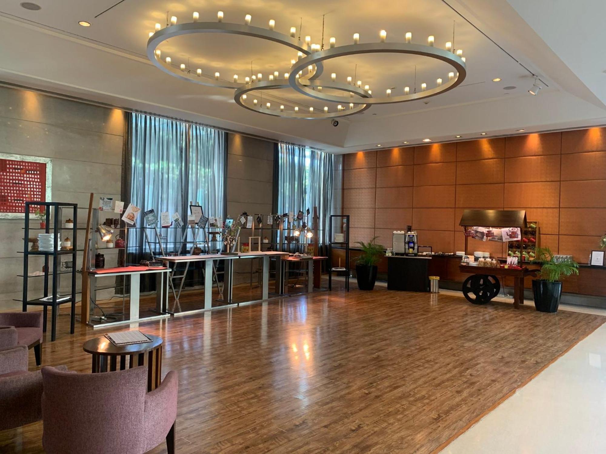 Crowne Plaza Today Gurugram By Ihg Gurgaon Exteriör bild
